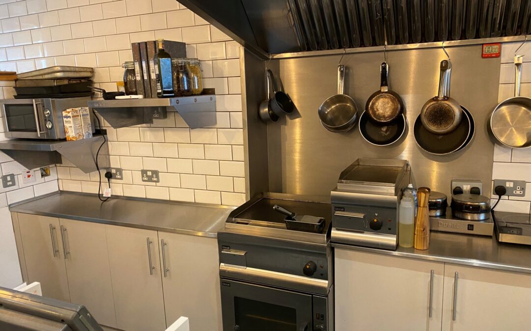 Splashbacks and Worktops for Commercial Kitchens